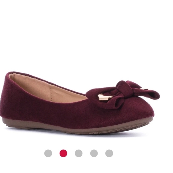 CELIA Burgundy Claren Bow Flat - Picture 2 of 4